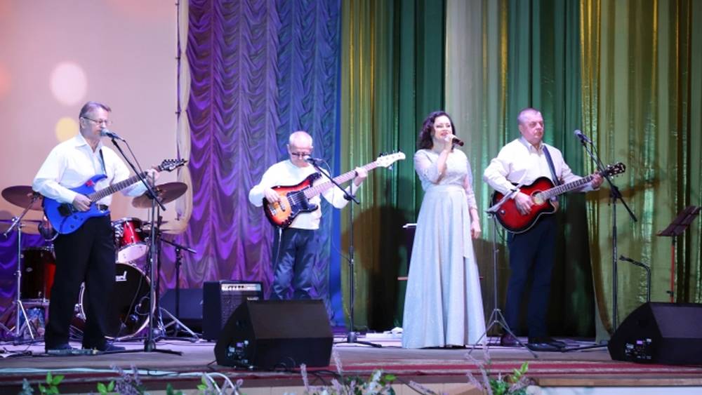 Коллектив «P.S. Клинцы» дал благотворительный концерт в поддержку брянских участников СВО