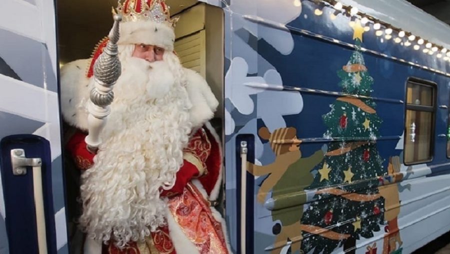 Новогодний поезд Деда Мороза проехал через Брянск без остановки в целях безопасности