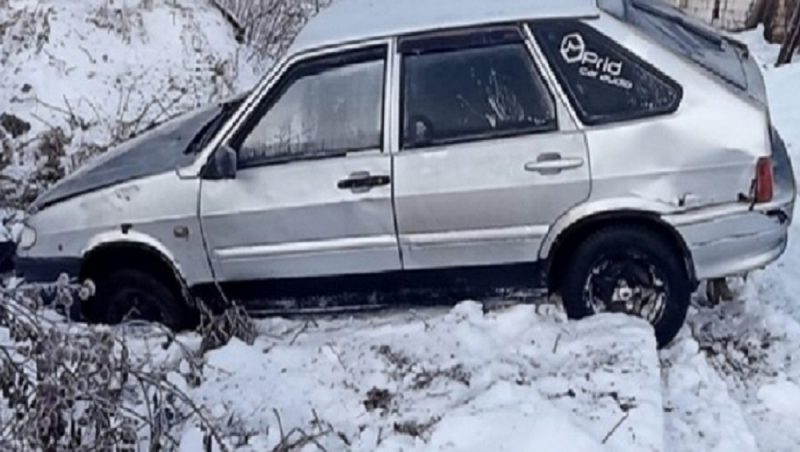 В Суражском районе 29-летний водитель ВАЗ съехал в кювет и проломил себе голову