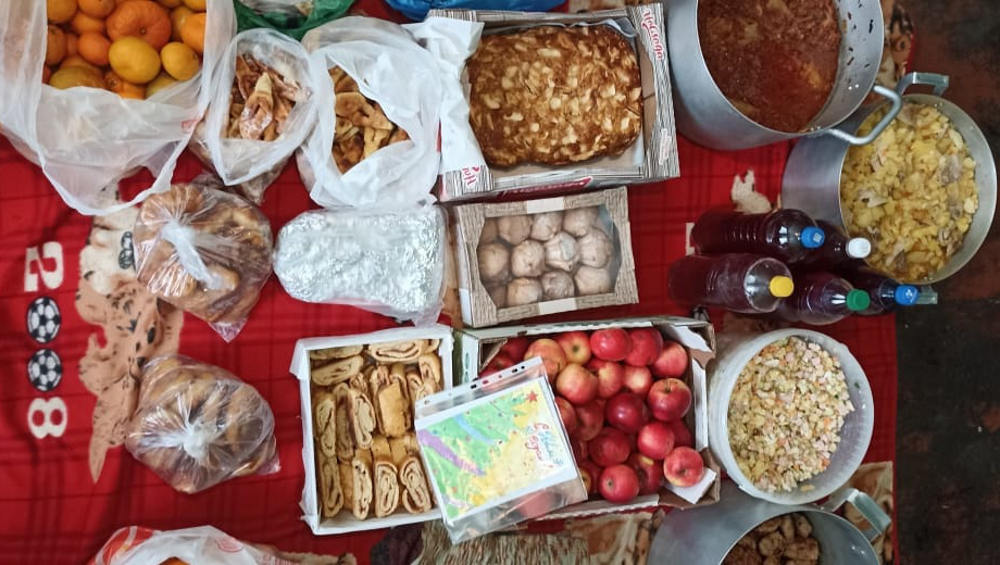 Женщины из приграничного брянского села Зёрново приготовили военнослужащим домашнюю еду
