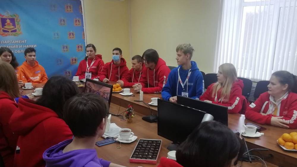 Брянские школьники рассказали о первом съезде Российского движения детей и молодежи