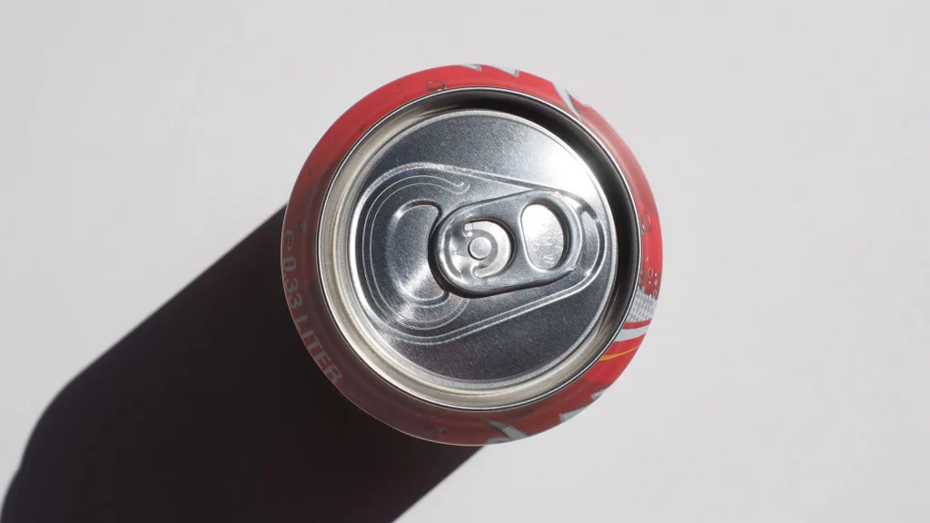Жителей Брянской области предупредили о появлении в продаже поддельной Coca-Cola