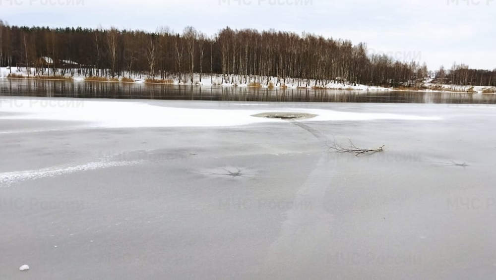 В декабре уже четверо жителей Брянской области провалились под лед