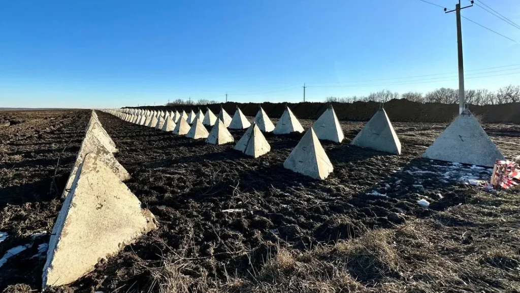 В Брянской области началась торговля противотанковыми заградительными бетонными  пирамидами
