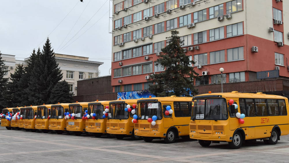 Для подвозки брянских детей в школы подготовили 305 автобусов