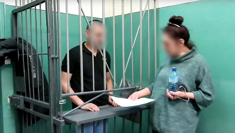 В Брянске двоих иностранцев будут судить за наркотики, дачу взятки и драку с полицейскими