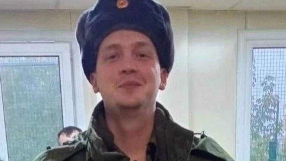 В ходе спецоперации на Украине погиб военнослужащий из Брянской области Иван Гусаров