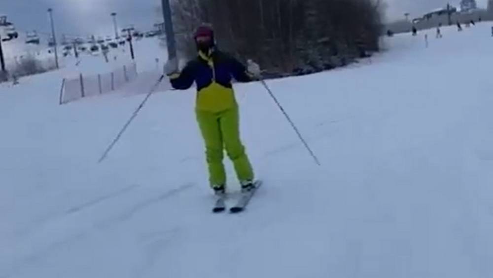 Заместитель брянского губернатора Татьяна Кулешова снова удивила виражами на горных лыжах