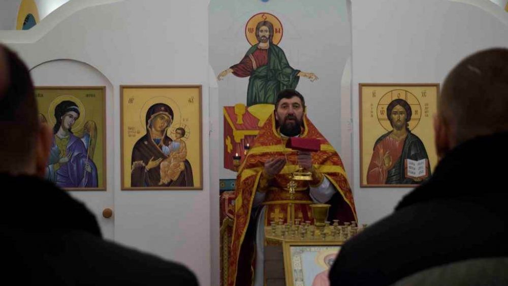В день памяти святой Анастасии Узорешительницы в брянской КП-3 состоялась Божественная литургия
