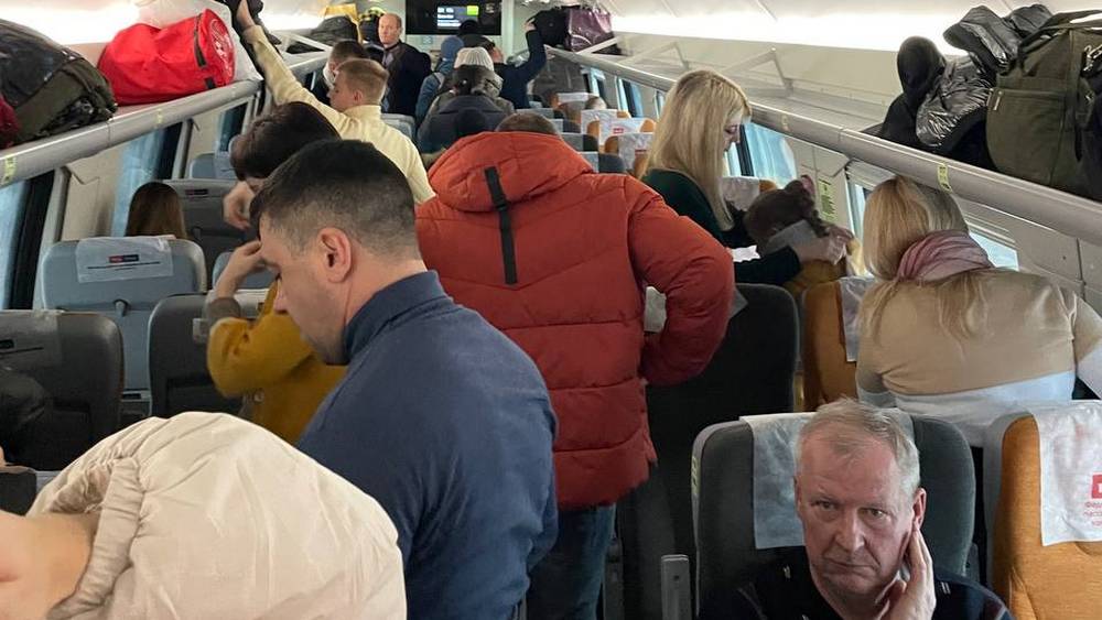 В поезде Брянск − Москва оказался переполненным даже «собачий» вагон