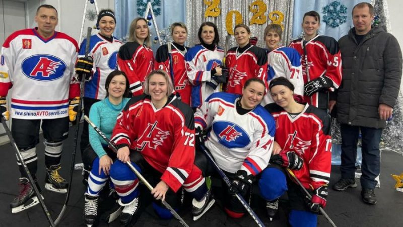 В брянском Климове появилась женская хоккейная команда «Авангард»