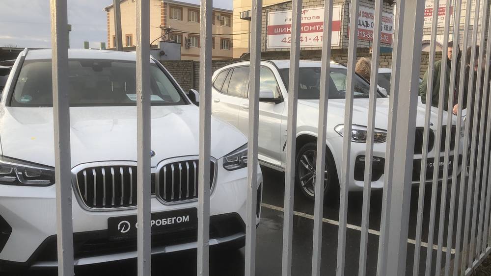В Брянске в автосалоне «Фольксваген» произошел наплыв подержанных BMW
