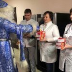 В Брянске поздравили родителей появившихся на свет в Рождество малышей