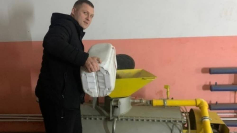 Житель Клинцов бросил вызов крупным предприятиям и начал производить пеноблоки