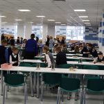 В Брянске в новой школе № 72 в первый день на занятия пришли 702 ученика