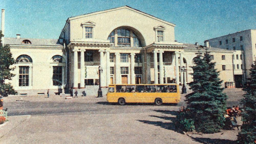 Опубликован сделанный в 1984 году снимок вокзала Брянск-I