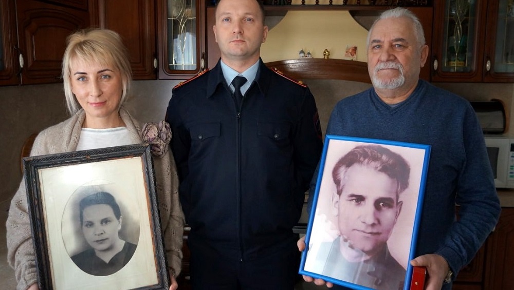 В Брянске полиция вернула родственникам ветерана войны похищенный 30 лет назад орден