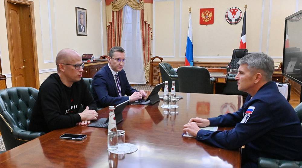 Александр Бречалов и Игорь Маковский обсудили актуальные вопросы работы электросетевого комплекса Удмуртской Республики