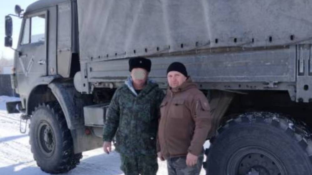 Предприниматель из Унечи передал военнослужащим в зоне СВО гидравлическую установку