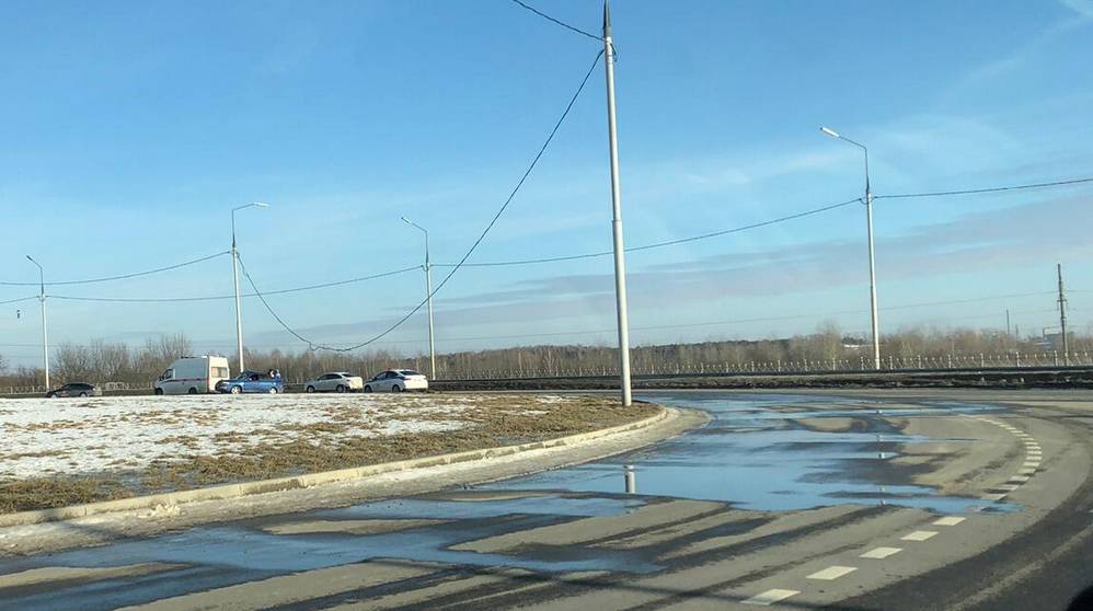 Серьезное ДТП произошло в Брянске на новой дороге между Фокинским и Володарскими районами