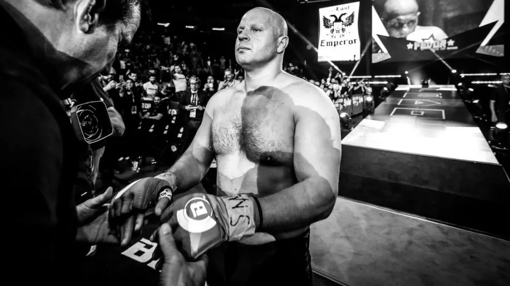 Боец Федор Емельяненко проведет последний бой в карьере с американцем Райаном Бейдером