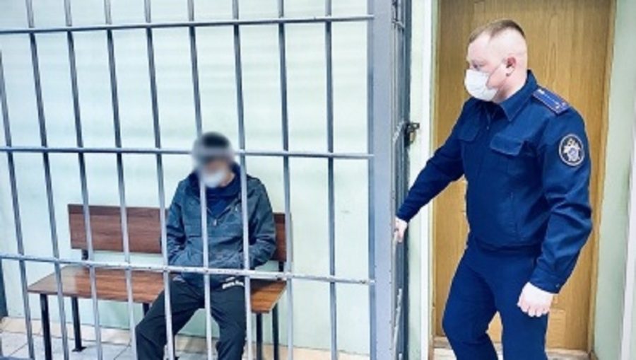 В Брянске 3 разбойников начнут судить за жестокое убийство пенсионерки из-за 15000 рублей