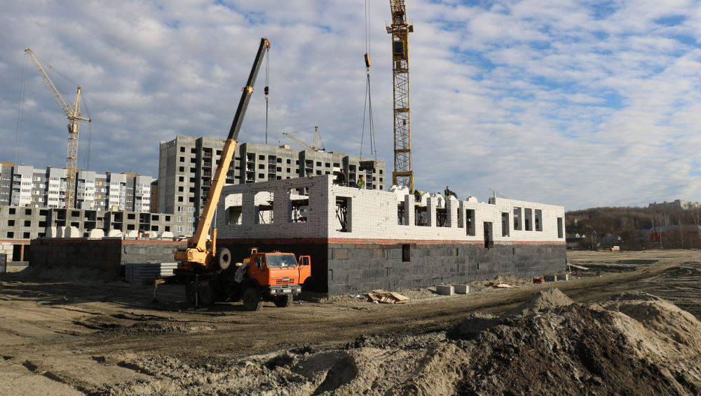 В брянском микрорайоне на Флотской построили первый этаж нового детсада