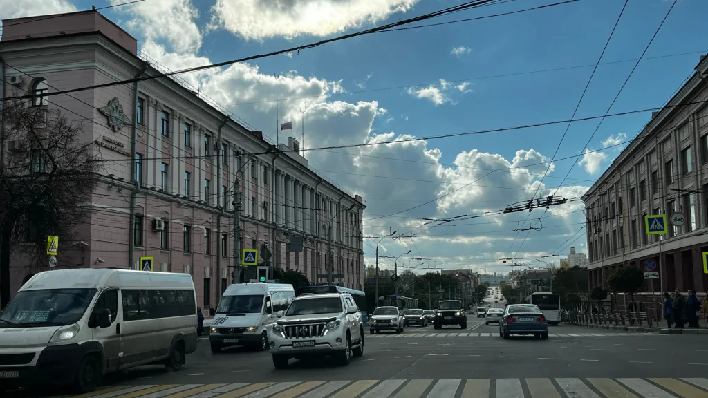 В Брянске автоинспекторы за сутки на перекрёстках задержали 36 нарушителей