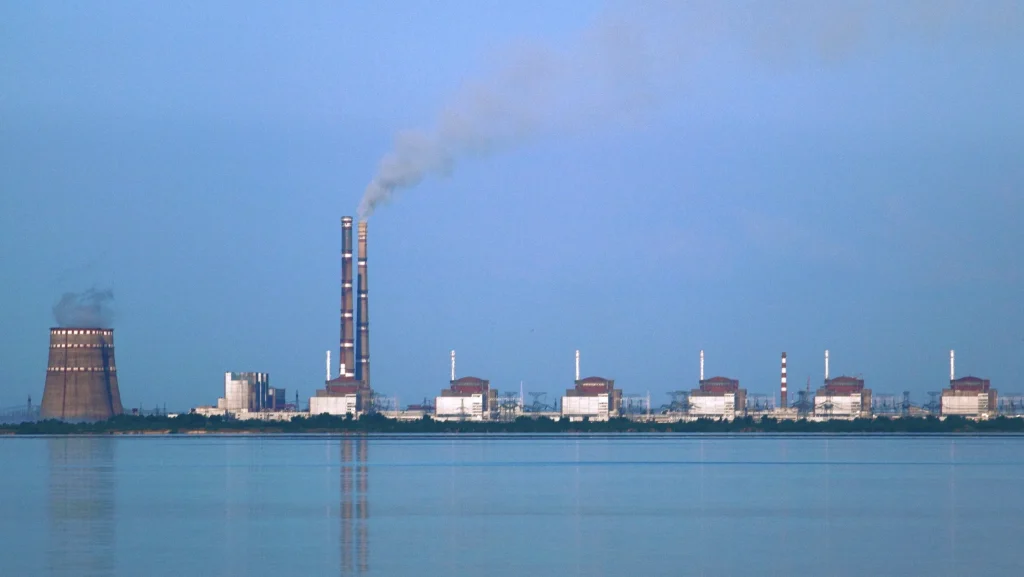 Возле Запорожской АЭС ухудшилась ситуация из-за активных боестолкновений
