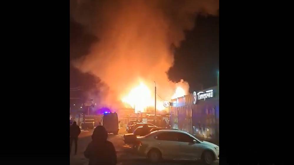 Брянская прокуратура сообщила о пожаре в гостинице и автосервисе в поселке Новые Дарковичи