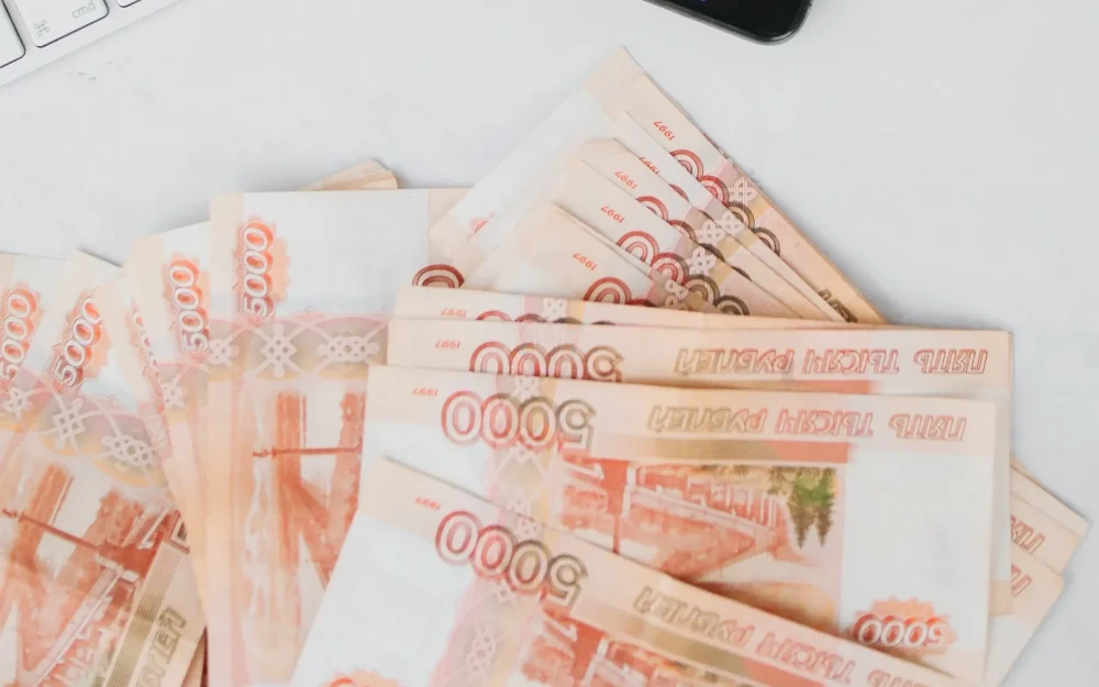 Среднемесячная зарплата в Брянской области составила 48 982 рубля
