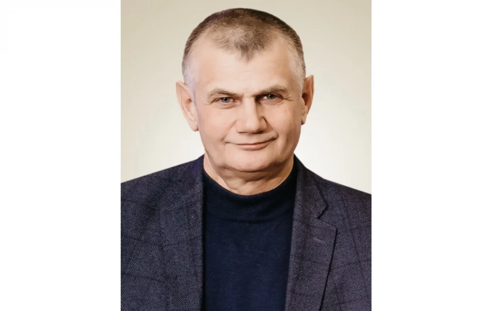 В Брянской области на 64 году жизни скончался адвокат Владимир Емельянов