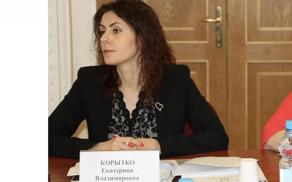 Начальник правового управления Брянской облдумы Екатерина Корытко собирается стать судьей