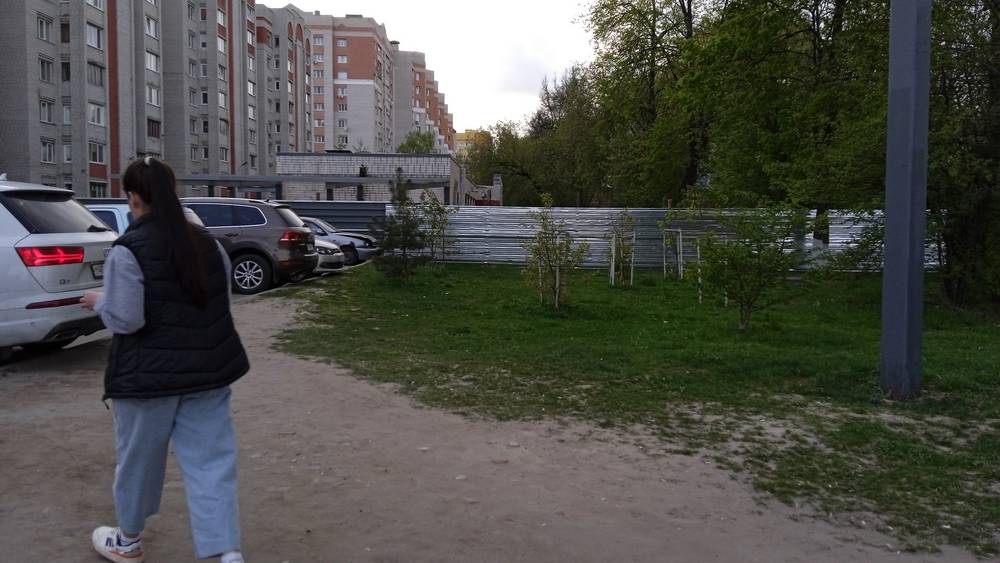 В Брянске начались загадочные строительные работы возле подземного сооружения на Бежицкой