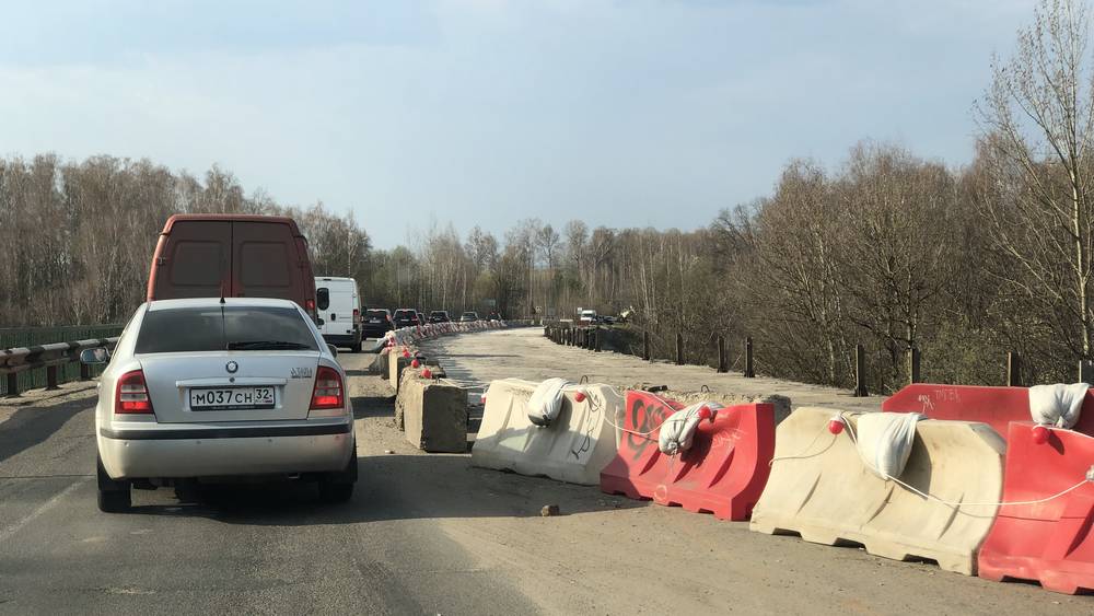 Под Брянском начали ремонт моста на объездной дороге возле Смоленского шоссе