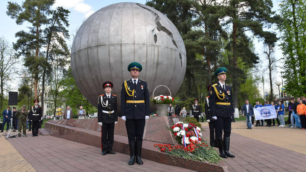 В Брянске почтили героев-ликвидаторов аварии на Чернобыльской АЭС