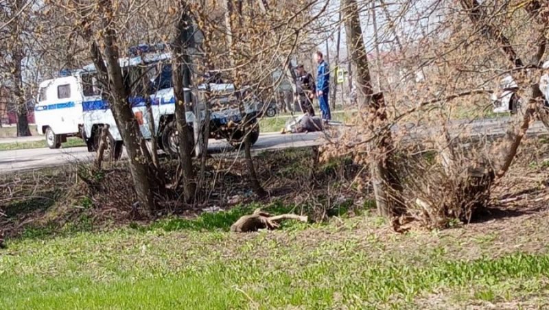 В брянском Трубчевске на дороге скончался пожилой велосипедист