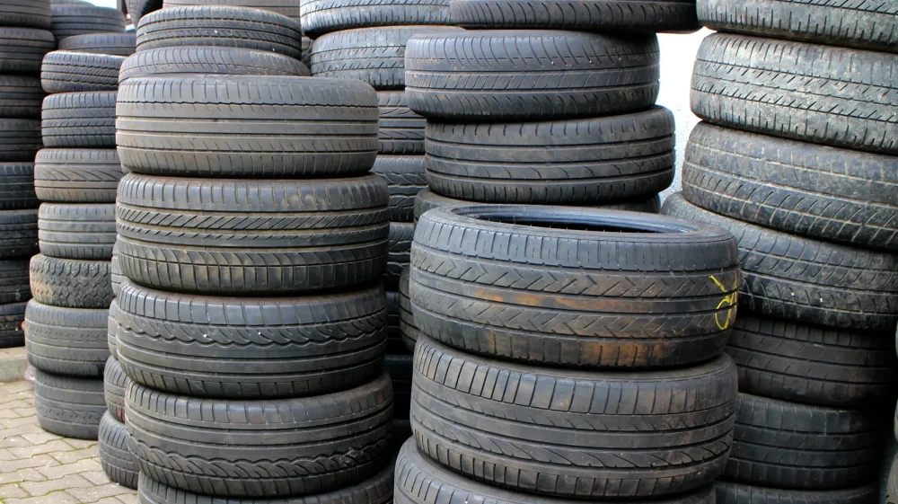 Жители Брянской области стали меньше покупать летние шины для автомобилей из-за роста цен