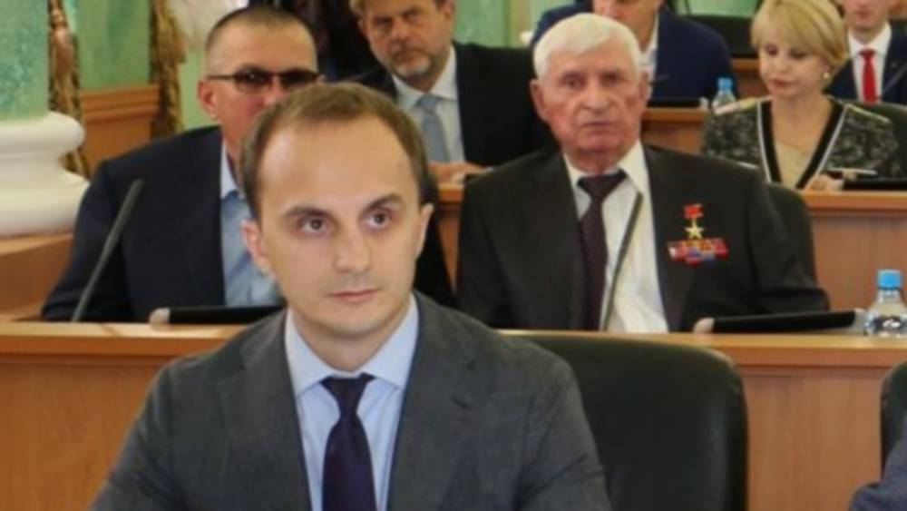 Приятели не вступились за экс-депутата думы Ашеко, не отпущенного под залог в 5 млн рублей