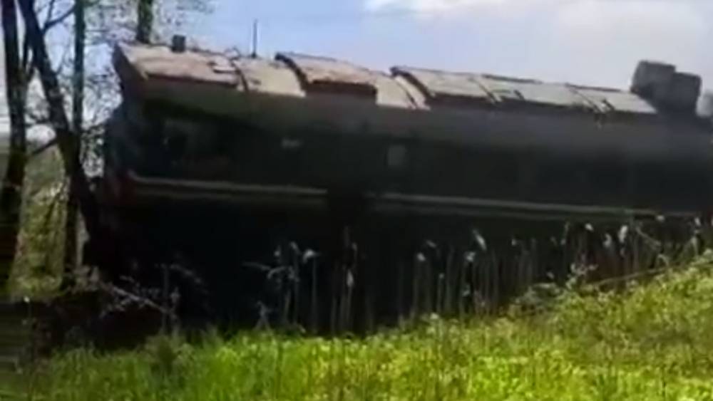 РЖД: движение поездов из-за подрыва железной дороги в Брянской области приостановлено