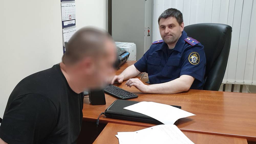 В Брянске член избиркома обвинен в мошенничестве и незаконном лишении граждан жилья