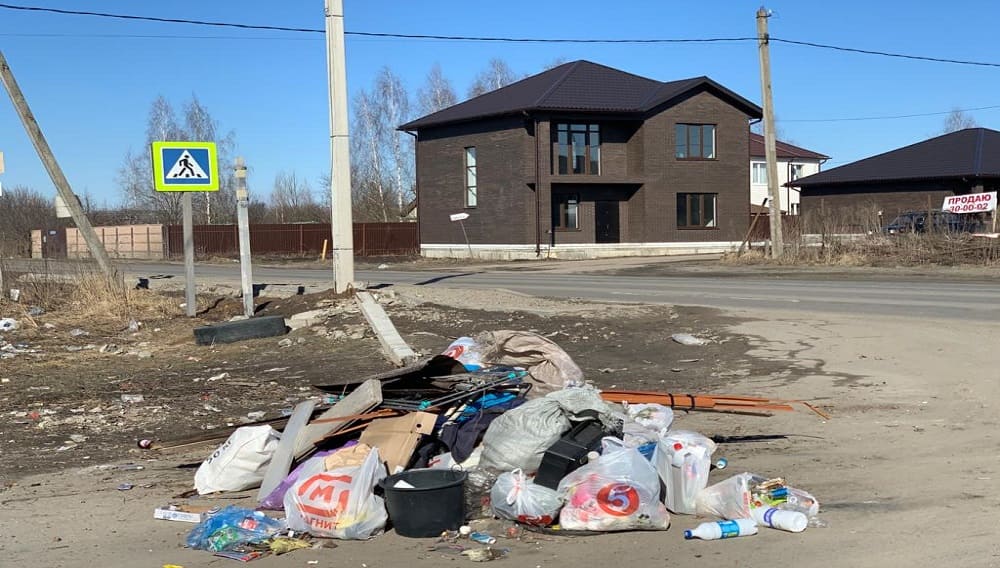 Жителей Брянска возмутило безобразие на обновлённой дороге от улицы Щукина до Толмачева