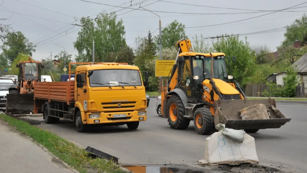 Брянский губернатор заявил о завершении гарантийного ремонта дорог в Брянске