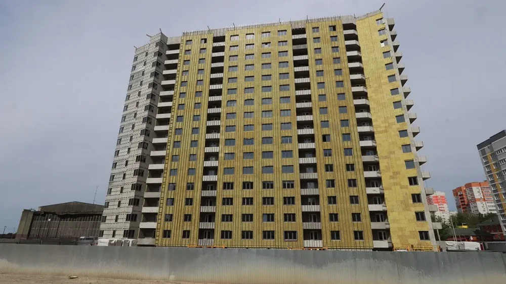 В Брянске проверили строительство белорусами 152-квартирного дома на улице Строкина
