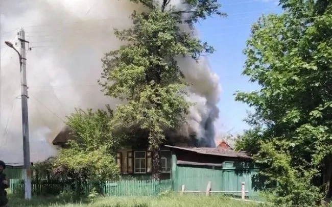 Появились снимки последствий обстрела из минометов ВСУ села Хоромного Брянской области