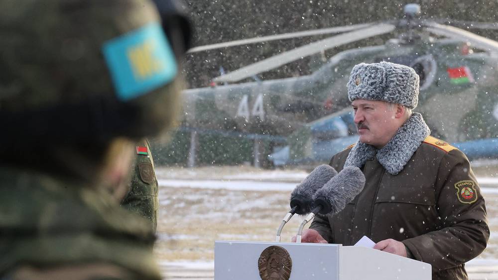 Президент Белоруссии Лукашенко назвал атаку БПЛА на авиабазу Мачулищи провокацией