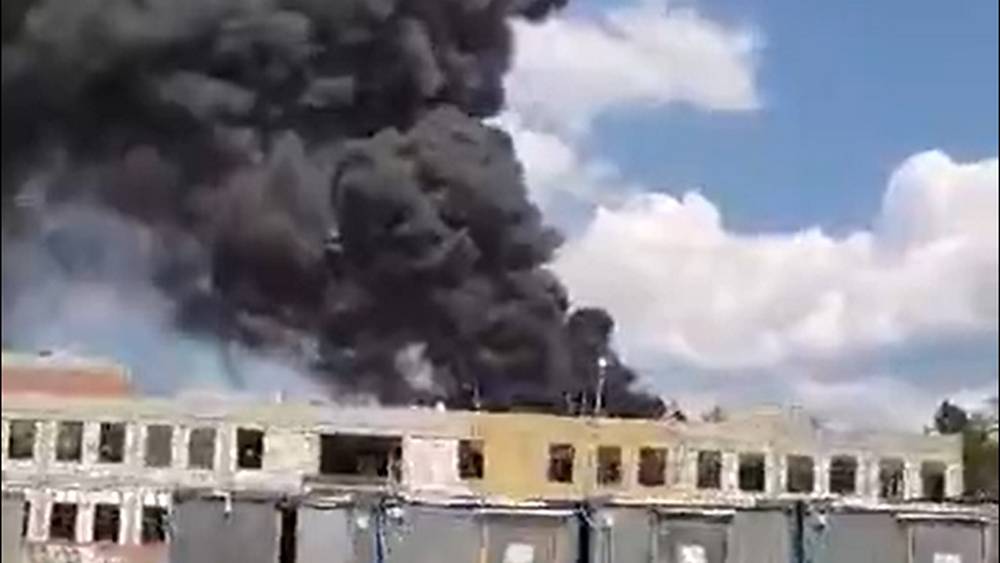 В Брянске потушен пожар на строительной площадке военного госпиталя