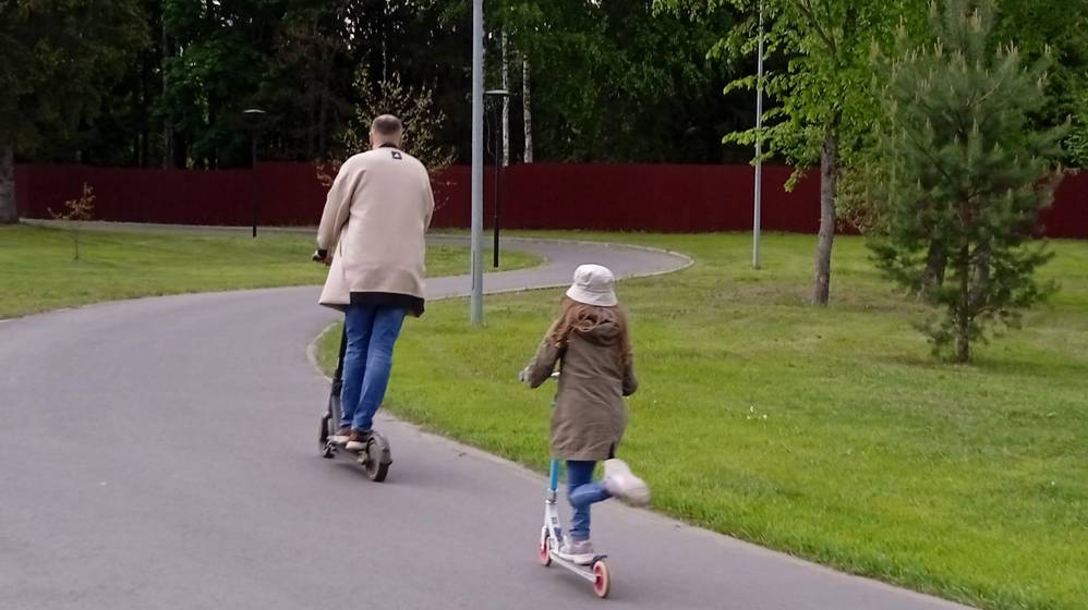 В Брянске городские власти утвердили схему движения электросамокатов по парку «Соловьи»