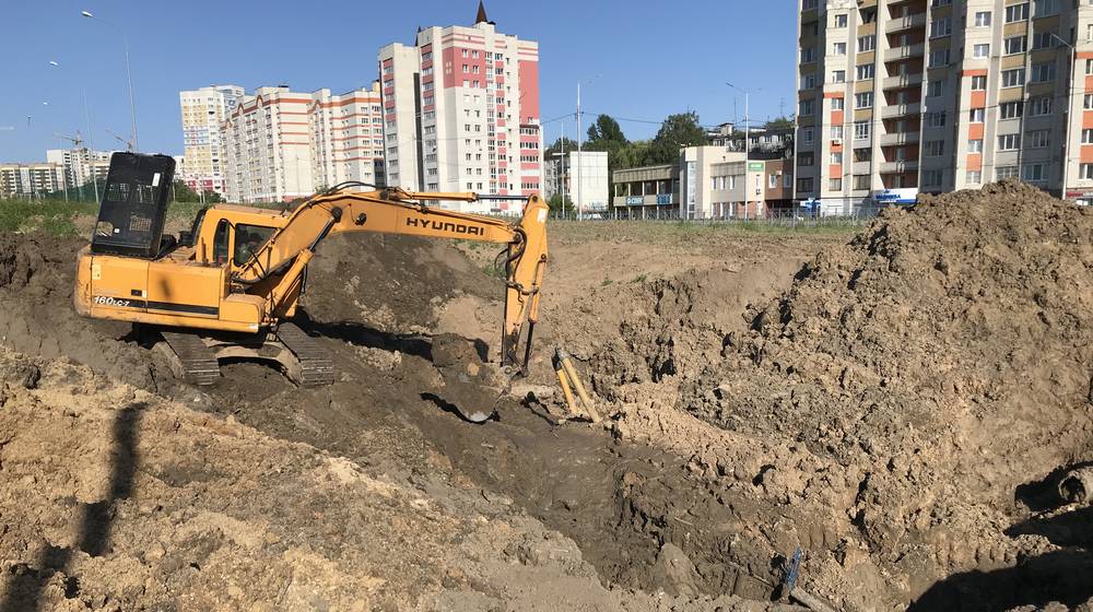 В Брянске бассейн Дворца единоборств из-за повреждения рабочими трубы закрыли до 19 июня