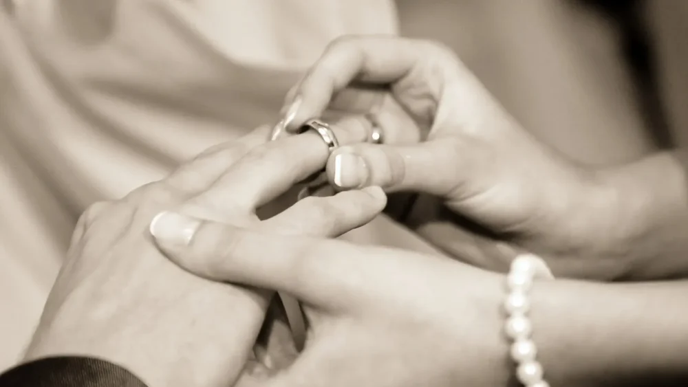 В Брянской области в 2023 году суды расторгли 16 фиктивных браков